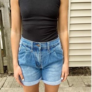 High rise Mom shorts
